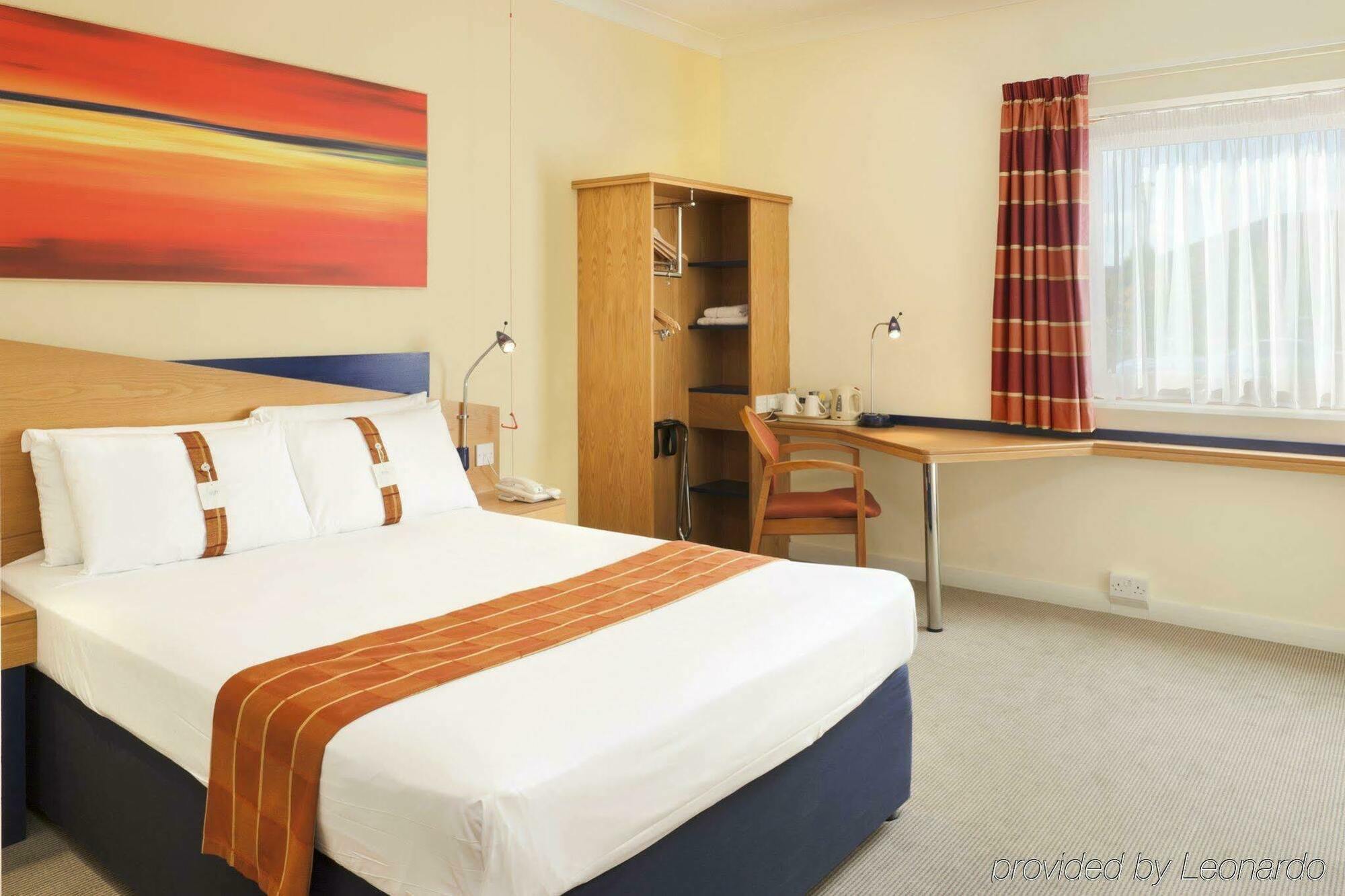 Holiday Inn Express Taunton East, An Ihg Hotel Room photo